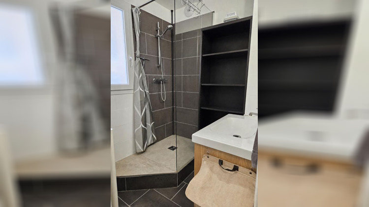 Ma-Cabane - Vente Appartement BOURGOIN JALLIEU, 61 m²