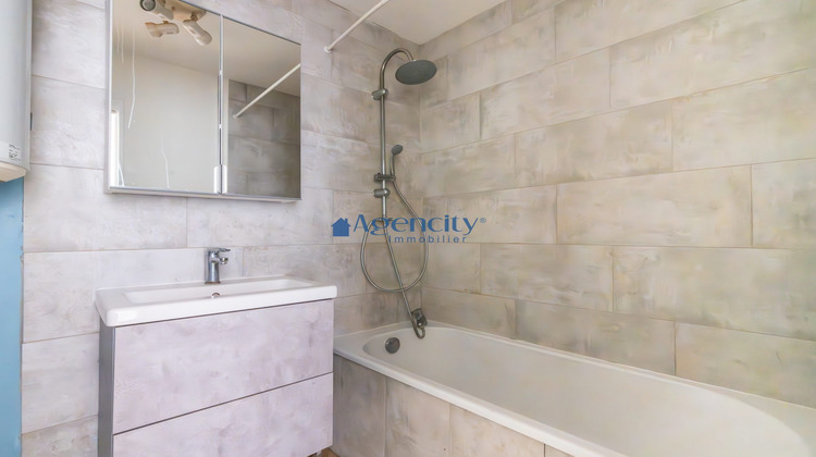 Ma-Cabane - Vente Appartement Brie-Comte-Robert, 46 m²