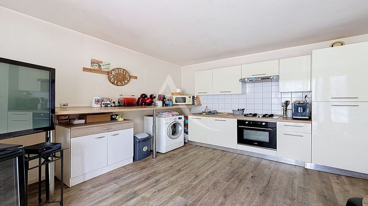 Ma-Cabane - Vente Appartement BRIOLLAY, 61 m²