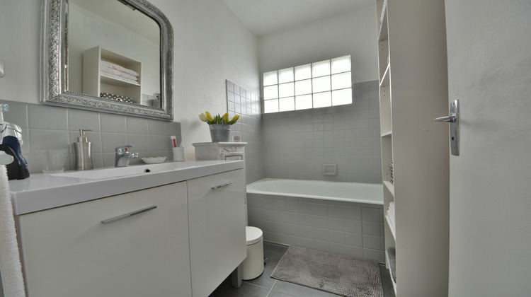 Ma-Cabane - Vente Appartement Brive-la-Gaillarde, 54 m²