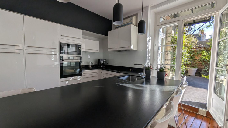 Ma-Cabane - Vente Appartement BRIVE LA GAILLARDE, 146 m²