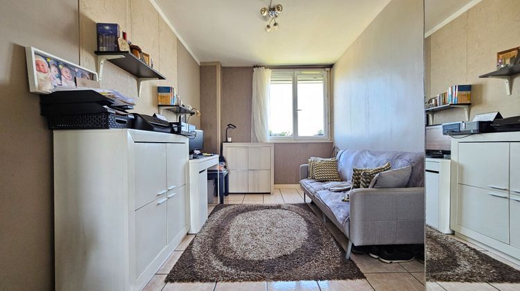 Ma-Cabane - Vente Appartement BRON, 70 m²