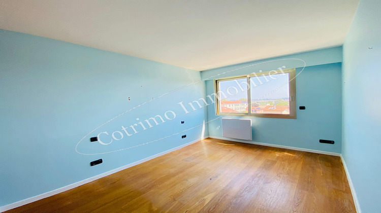 Ma-Cabane - Vente Appartement BRON, 105 m²