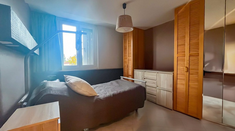 Ma-Cabane - Vente Appartement BRON, 71 m²