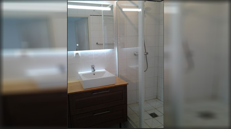 Ma-Cabane - Vente Appartement Bron, 48 m²