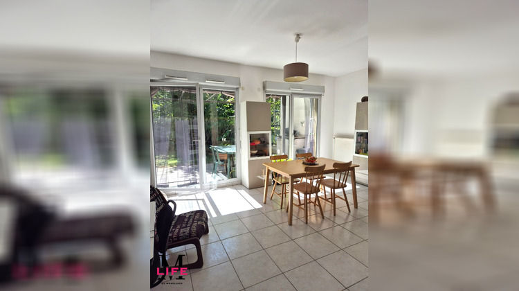 Ma-Cabane - Vente Appartement Bron, 85 m²