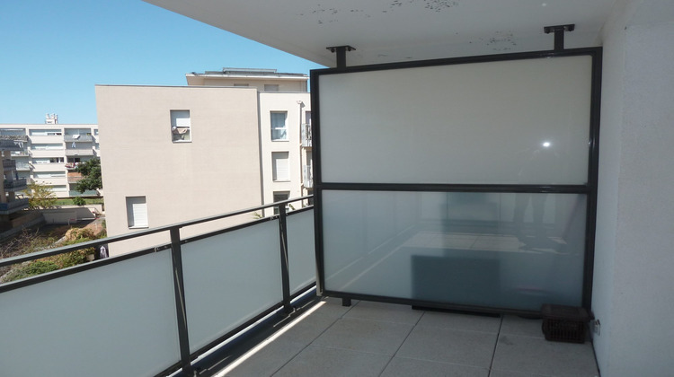 Ma-Cabane - Vente Appartement Bron, 39 m²