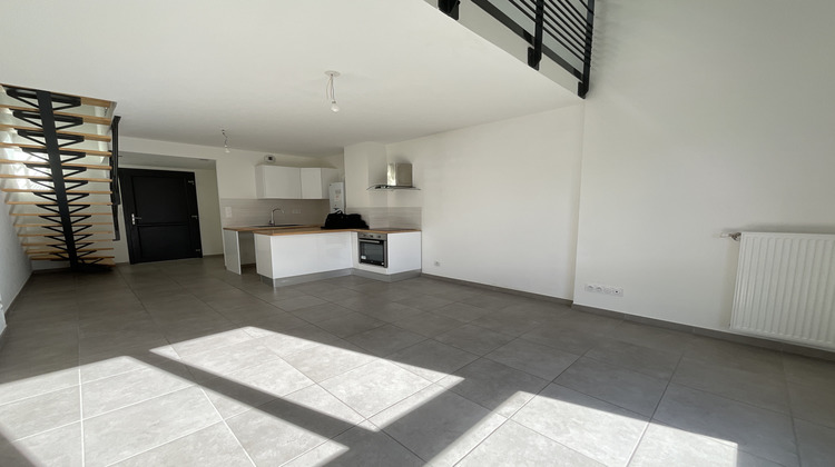 Ma-Cabane - Vente Appartement Bron, 45 m²