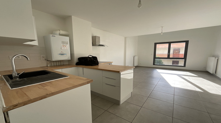 Ma-Cabane - Vente Appartement Bron, 45 m²