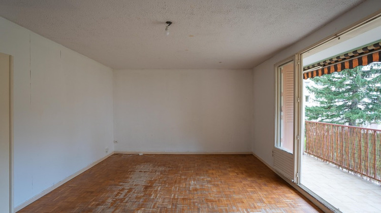 Ma-Cabane - Vente Appartement BRON, 68 m²