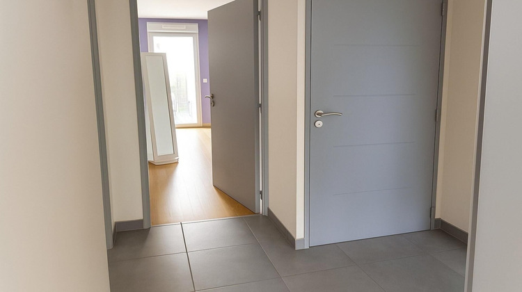 Ma-Cabane - Vente Appartement Bron, 81 m²