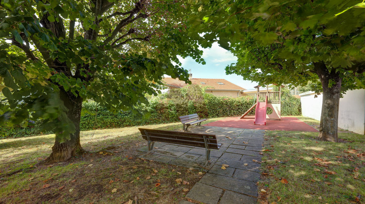 Ma-Cabane - Vente Appartement Bron, 99 m²