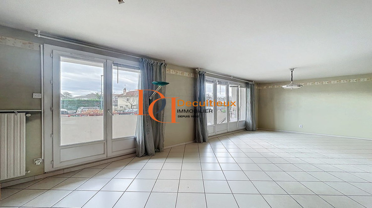 Ma-Cabane - Vente Appartement Bron, 83 m²