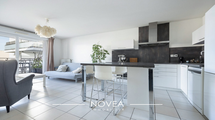 Ma-Cabane - Vente Appartement Bron, 76 m²