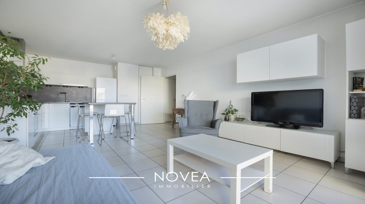 Ma-Cabane - Vente Appartement Bron, 76 m²