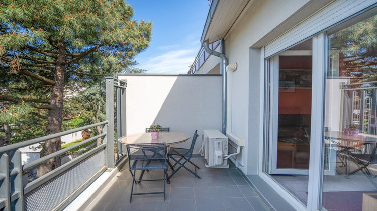 Ma-Cabane - Vente Appartement BRON, 72 m²