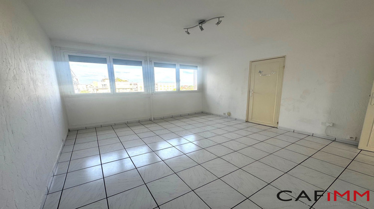Ma-Cabane - Vente Appartement Bron, 53 m²