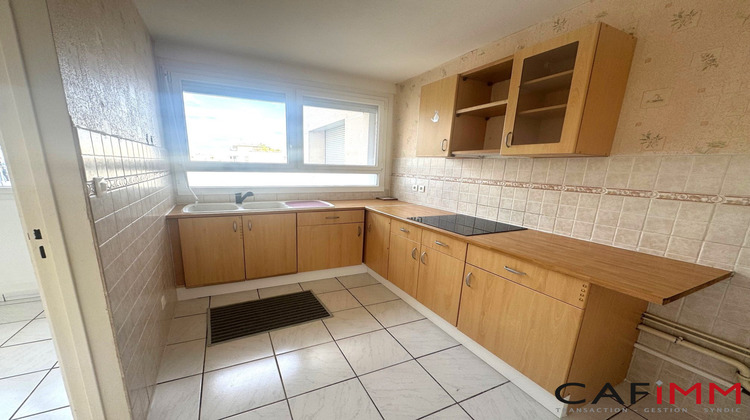 Ma-Cabane - Vente Appartement Bron, 53 m²