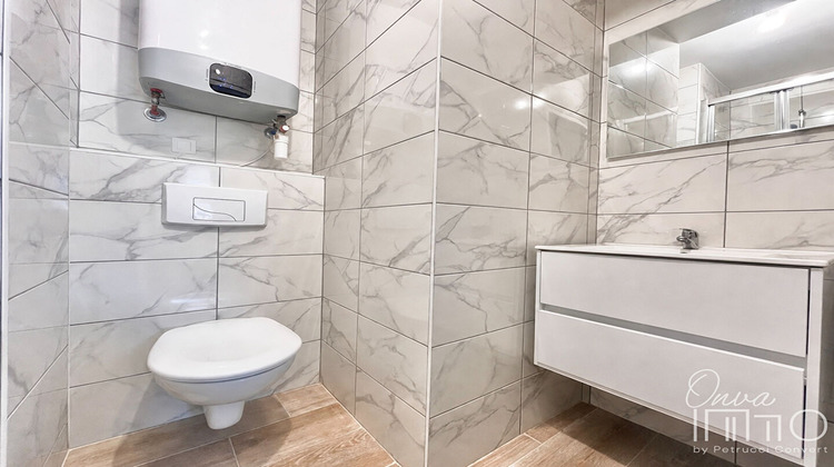 Ma-Cabane - Vente Appartement BRON, 22 m²