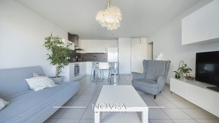 Ma-Cabane - Vente Appartement Bron, 76 m²
