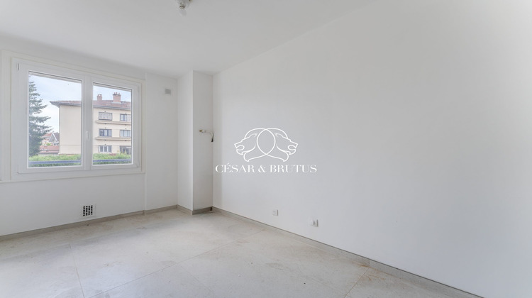 Ma-Cabane - Vente Appartement Bron, 79 m²