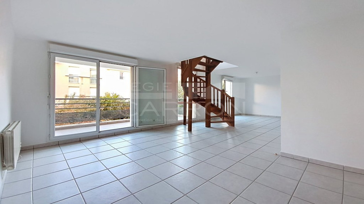 Ma-Cabane - Vente Appartement BRON, 74 m²
