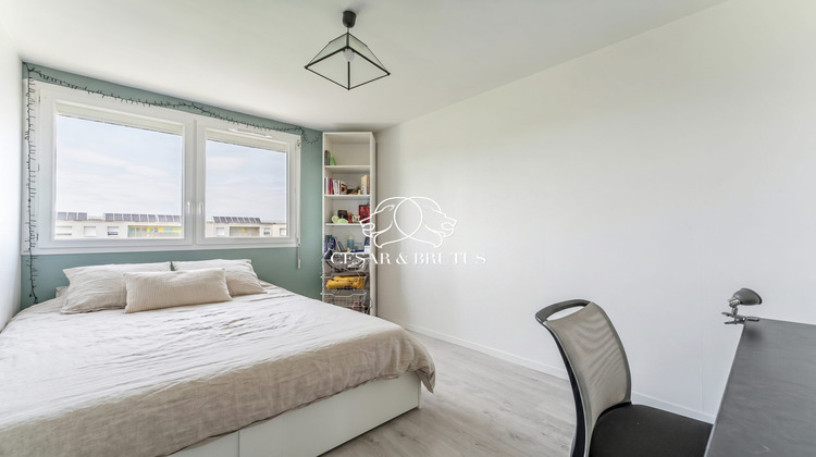 Ma-Cabane - Vente Appartement Bron, 67 m²