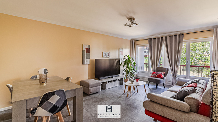 Ma-Cabane - Vente Appartement BRON, 80 m²