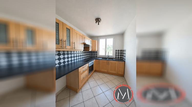 Ma-Cabane - Vente Appartement Bron, 59 m²