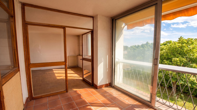 Ma-Cabane - Vente Appartement BRON, 61 m²