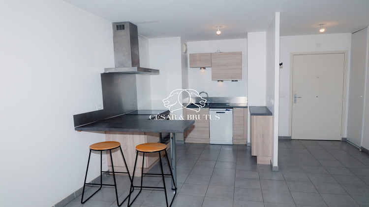 Ma-Cabane - Vente Appartement Bron, 44 m²