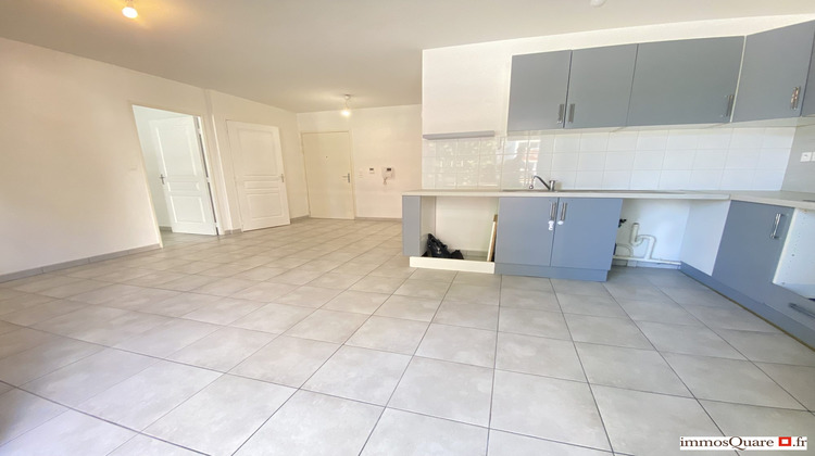 Ma-Cabane - Vente Appartement Bron, 60 m²