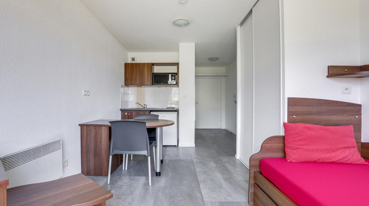 Ma-Cabane - Vente Appartement BRON, 18 m²