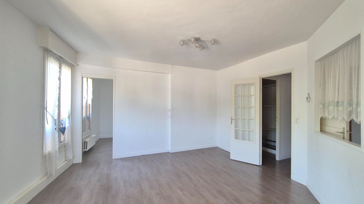 Ma-Cabane - Vente Appartement BRUAY-LA-BUISSIERE, 70 m²