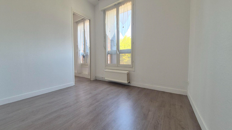 Ma-Cabane - Vente Appartement BRUAY-LA-BUISSIERE, 70 m²