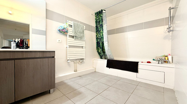 Ma-Cabane - Vente Appartement BRUGES, 83 m²