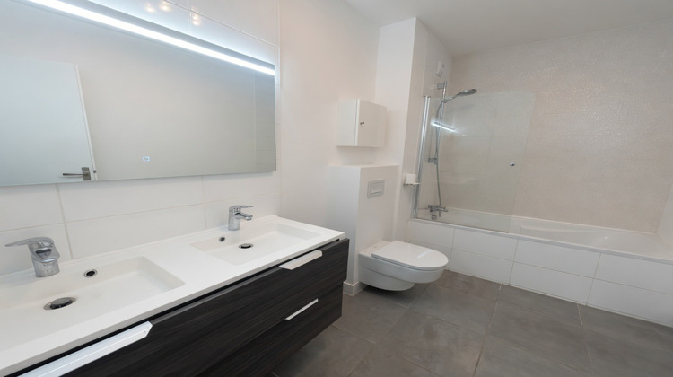 Ma-Cabane - Vente Appartement BRUGES, 140 m²