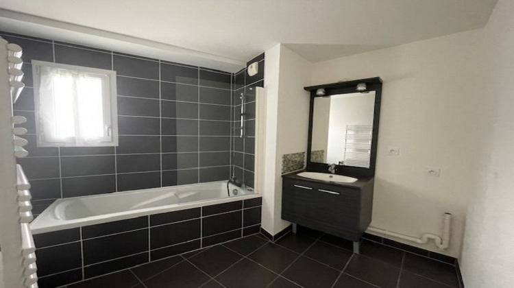 Ma-Cabane - Vente Appartement Bruz, 77 m²