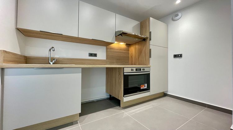 Ma-Cabane - Vente Appartement BRY-SUR-MARNE, 59 m²