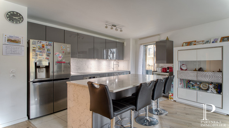 Ma-Cabane - Vente Appartement BRY-SUR-MARNE, 90 m²