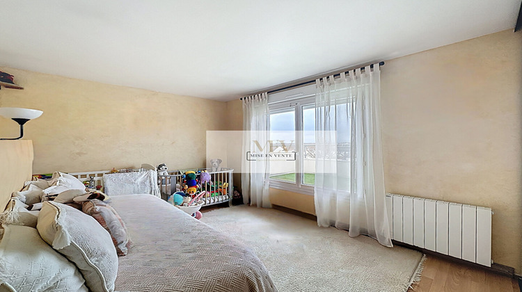 Ma-Cabane - Vente Appartement BRY-SUR-MARNE, 117 m²