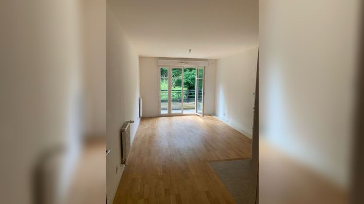 Ma-Cabane - Vente Appartement BUC, 38 m²