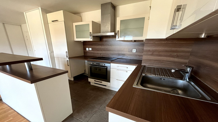 Ma-Cabane - Vente Appartement BUC, 58 m²