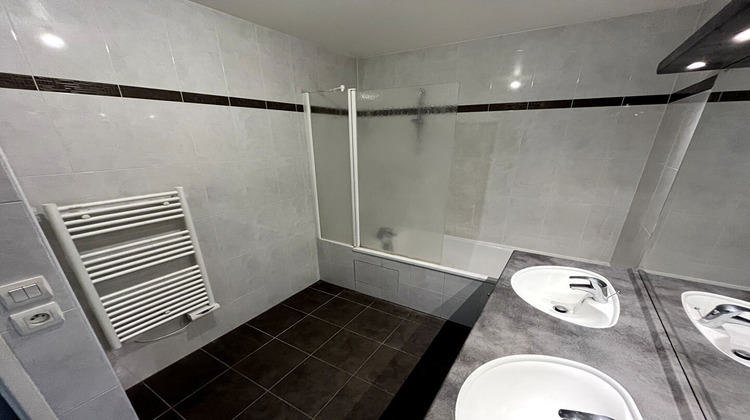 Ma-Cabane - Vente Appartement BUC, 58 m²