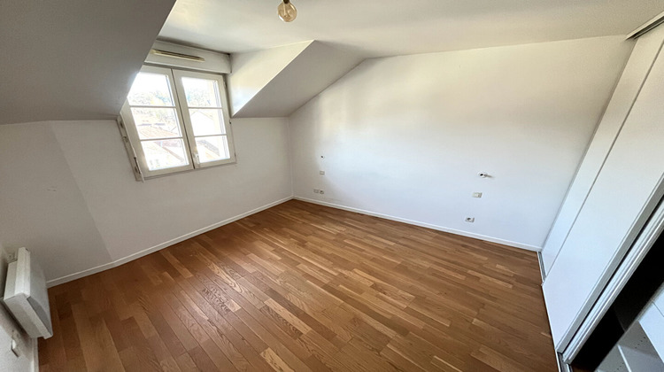 Ma-Cabane - Vente Appartement BUC, 58 m²