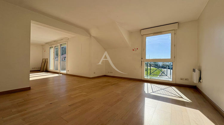 Ma-Cabane - Vente Appartement BURES-SUR-YVETTE, 75 m²