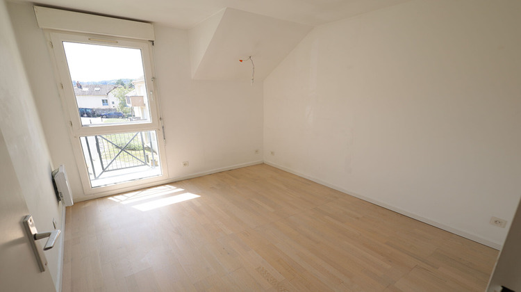 Ma-Cabane - Vente Appartement BURES-SUR-YVETTE, 75 m²