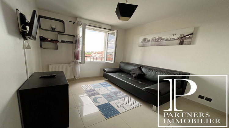 Ma-Cabane - Vente Appartement BUSSY-SAINT-GEORGES, 93 m²