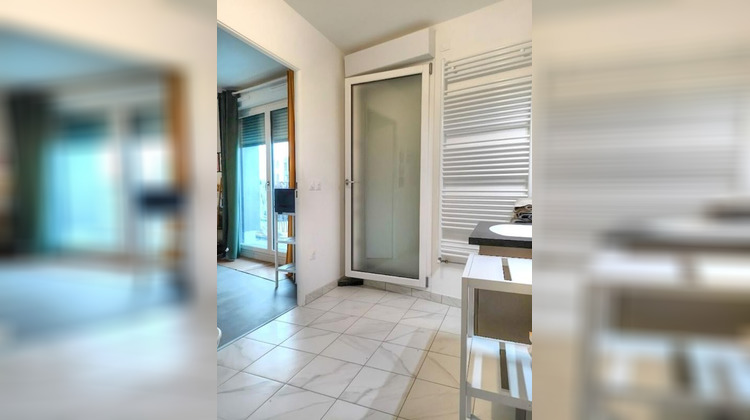 Ma-Cabane - Vente Appartement BUSSY SAINT GEORGES, 32 m²