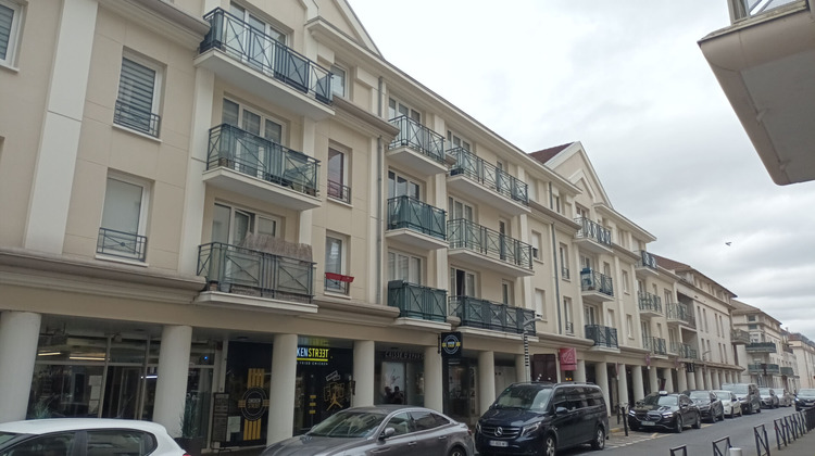 Ma-Cabane - Vente Appartement BUSSY-SAINT-GEORGES, 72 m²